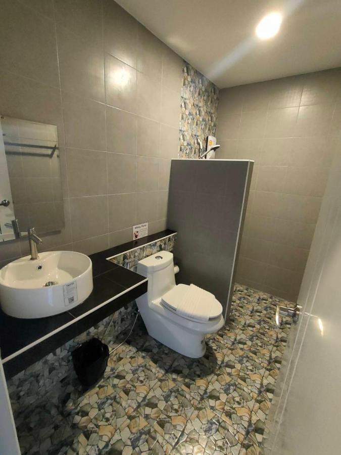 Wixky Hotel Nong Khai Esterno foto
