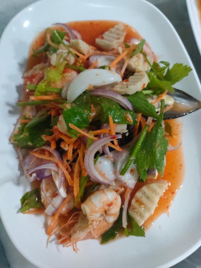 Wixky Hotel Nong Khai Esterno foto