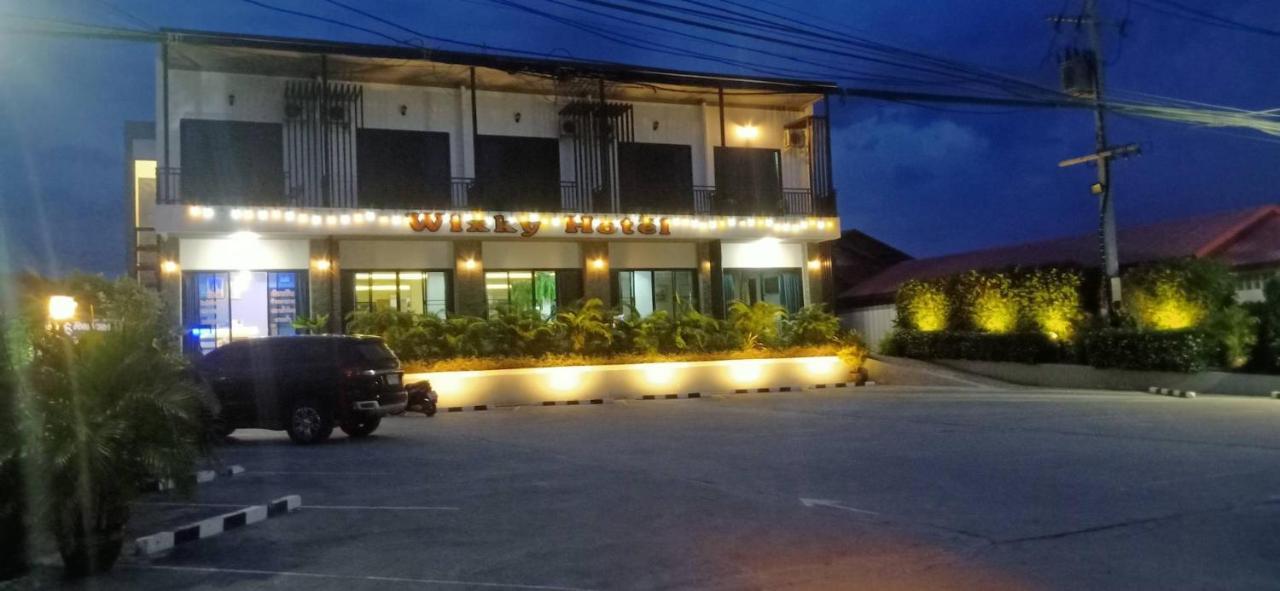 Wixky Hotel Nong Khai Esterno foto